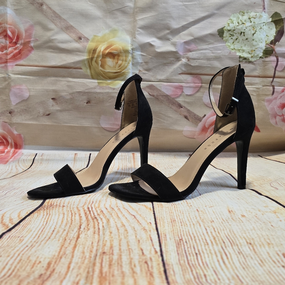 Metaphor black heels